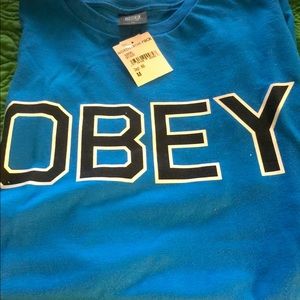 OBEY T-shirt